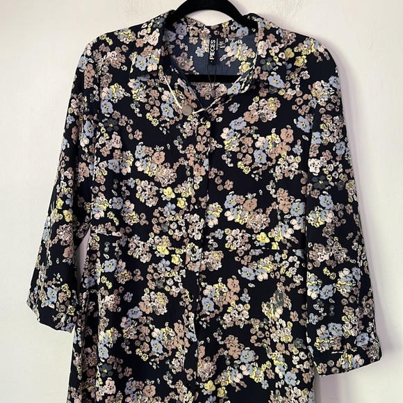 NWT Pieces Floral Button Down Recycled Polyester Maxi Dress - Picture 3 of 5